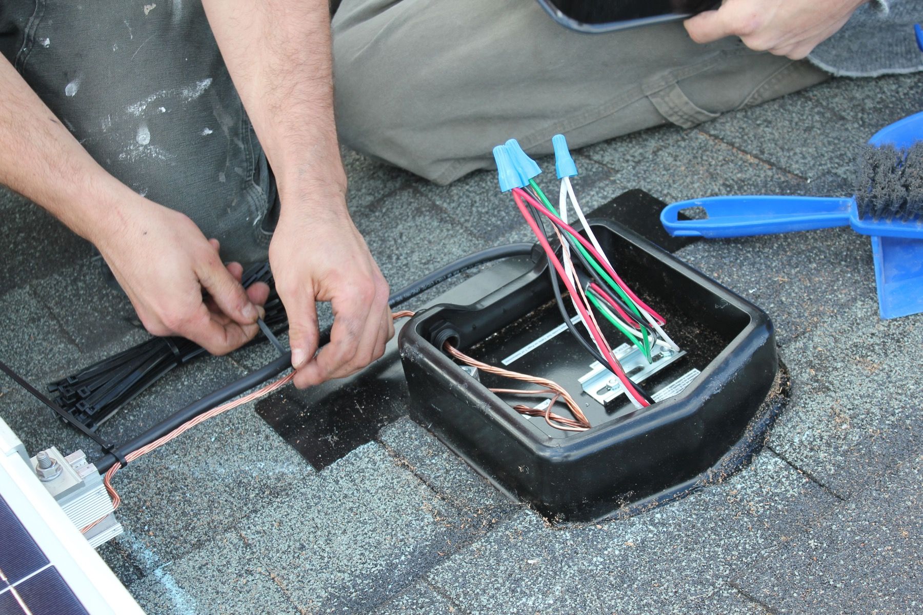 SoLa ② Terra Vector 1298BK Unisex Composite Toe SD+ Athletic Safety Shoe - Bl